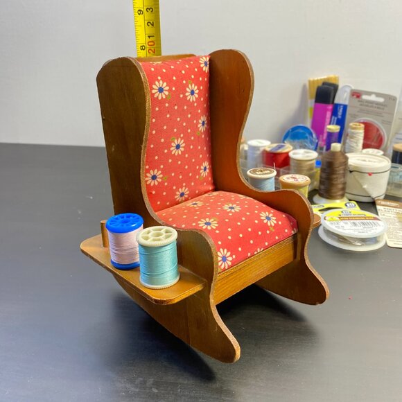 Sewing rocking Chair With Pin Cushion, Threads and Tools, Sewing Thread Holder - Picture 7 of 10